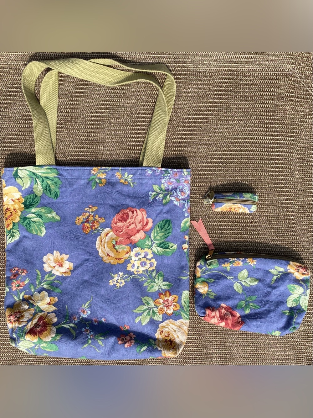 VTG Gloria Mae Accessories Floral Tote Bag & Pouches 3-Pc Set